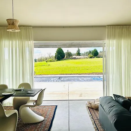 Maison Des Lacs Bleus بيت للعطل Guizengeard